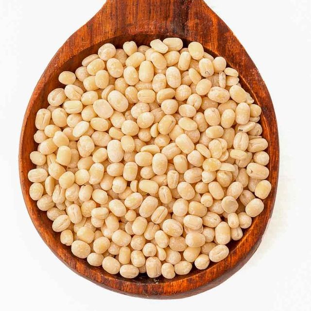White Urad Dal Natural Whole Lentils Processed Under Hygienic Conditions For Wholesale Buyers Worldwide Demand - Image 4