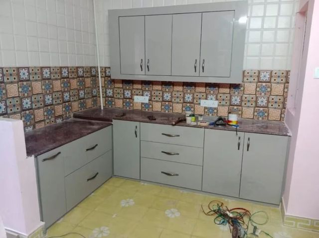 Modular Kitchen Service Durability Durable Flexibility Flexible Privacy Feature Privacy Soundproofing Soundproofing Aesthetic Feature - Image 3