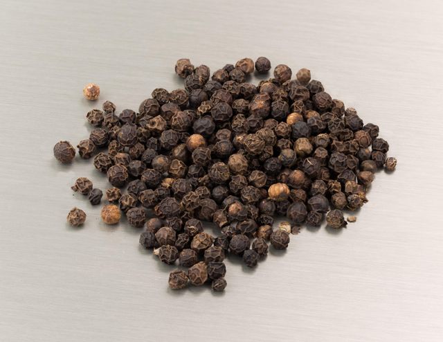 edible-no-added-preservatives-healthy-organic-whole-black-pepper - Image 4