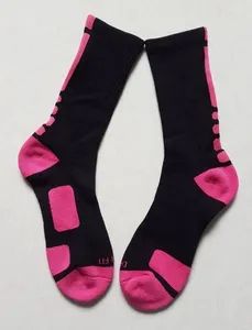 Wholesale High Quality Custom Dri Fit Elite Basketball Socks - Image 2