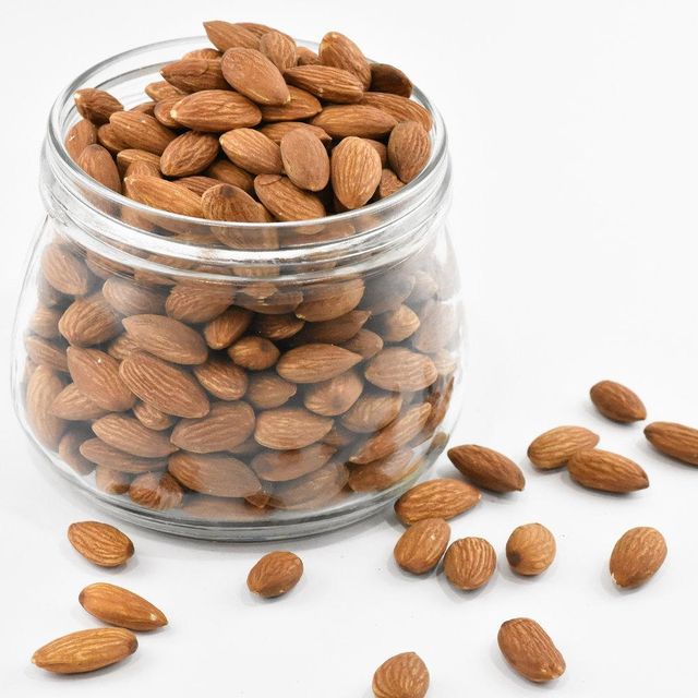 Selected Fresh Crop Dehydrated Almond Nuts Whole Kernel Supply With Quality Packing Overseas Import Food - Image 3