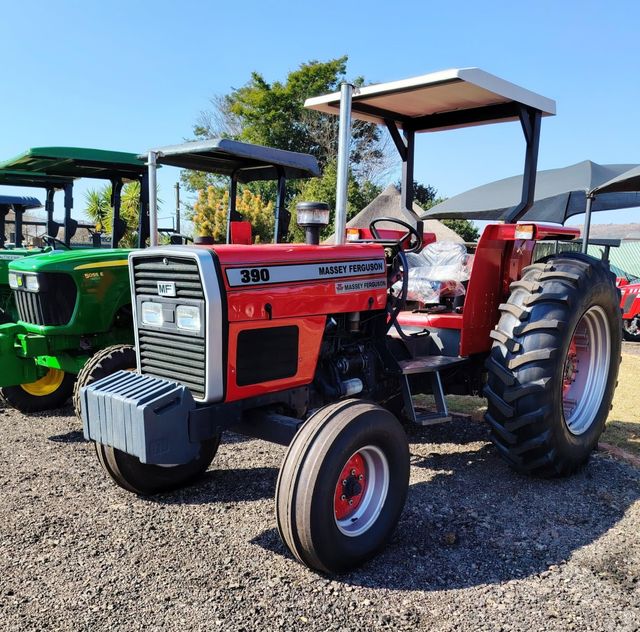 High Performance Massey Ferguson 390 Tractors 4WD In Excellent Condition Ready For You To Take Home Very Affordable - Image 5