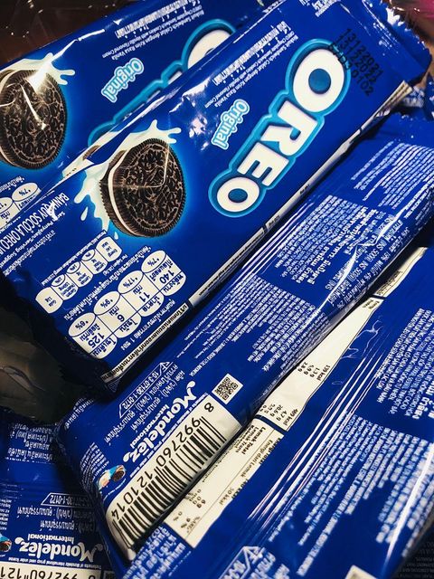 Fresh Oreo Biscuits and Cookies Sweet Crispy Glucose Crackers with Cream and Chocolate Flavors for Snack Shops - Image 4
