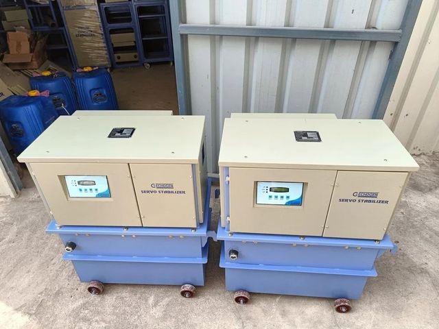 Three Phase ECHOGEN 15 Kva Oil Cooled Servo Stabilizer Phase Three Phase Power Rating 15 Kva Load capacity 20 KVA Stabilizer Bypass - Image 5
