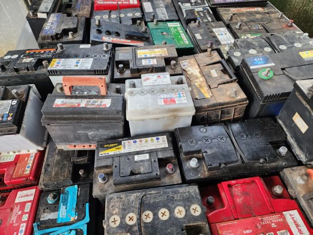 Top Quality Pure Car and truck battery drained lead battery scrap For Sale At Cheapest Wholesale Price - Image 4