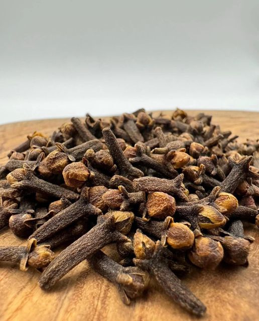 RICH AROMA PREMIUM WHOLE DRIED MADAGASCAR BROWN CLOVES SPICE AVAILABLE IN RETAIL&WHOLESALE PACKS - Image 3