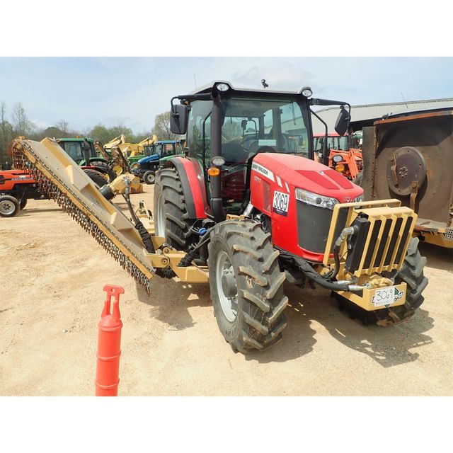 Ready Stock Used Massey Ferguson 5711 Tractor, Hot Selling, Wholesale, Best Quality, Durable Farm Equipment, - Image 1