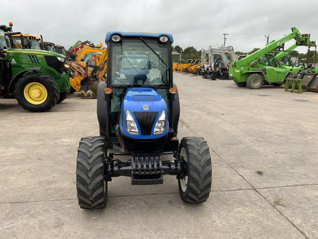 New Holland T4030F Narrow Super Steer Tractor (ST26800) - Image 2