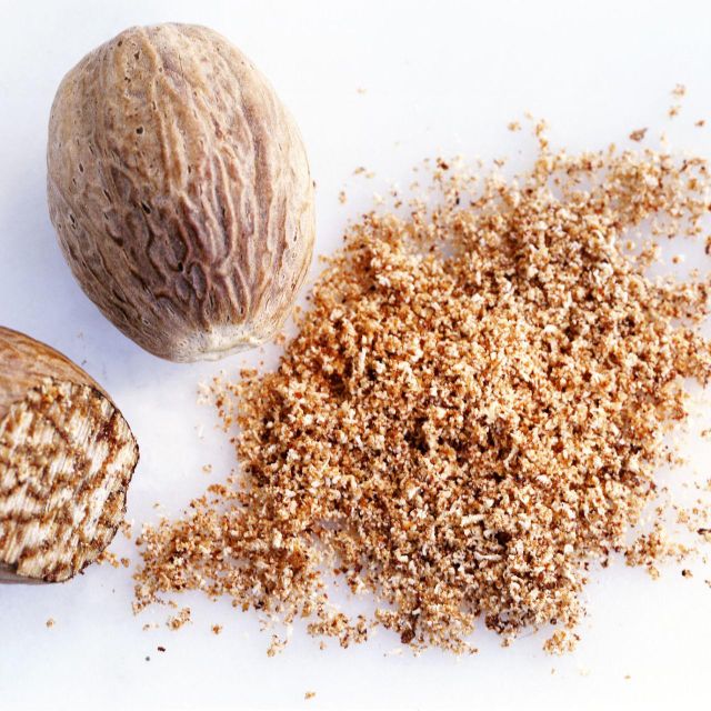 Pure Nutmeg Spice Nutmeg Dried Seeds With Natural Oils High Quality For Food Industry And Industrial Usage - Image 3
