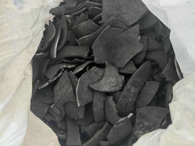Coconut Shell Charcoal - Image 2