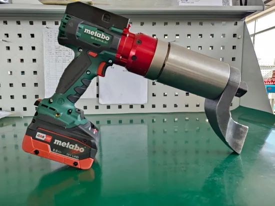 Portable Cordless Electric Torque Wrenches Battery Operated Torque Machine - Image 5