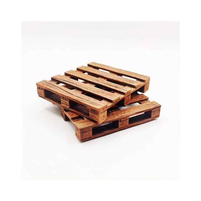 Export grade wooden pallet available Grade Top Packaging Bulk Type wooden pallet Material Durable Natural Wood Function Storage And Transportation - Image 1