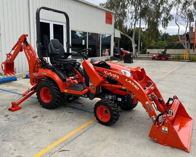 Wholesale Price Kubota B23 Loader Backhoe Tractor Fresh Stock - Image 5