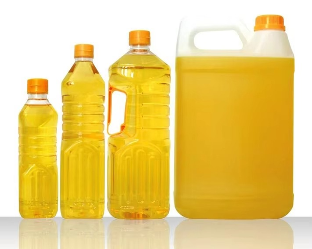 Refined Sunflower Oil With High Smoke Point And Reliable Quality For Food Manufacturers - Image 4
