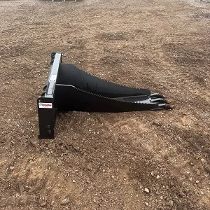 Skitdstree Attachment / 2026 Jenkins Iron & Steel 6.5′ Backhoe & 18″ Bucket Skidsteer Attachment - Image 3