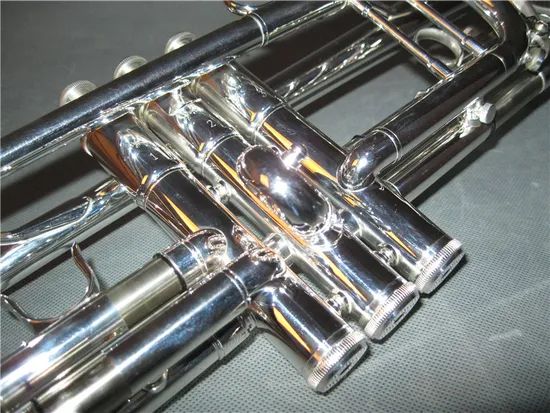 Middle Level C Key Trumpet (CTR-245S) / C Key Trumpet Origin China Color Silver Kind Trumpet Trademark CANEX Age - Image 3