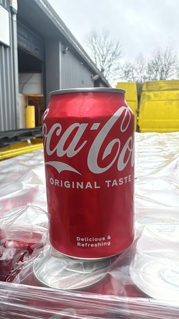 Coca Cola 330ml 330ml 330ml Cold Drink Can Soft Bottle Coffee Packaging Color Feature Flavour Weight Shelf Normal - Image 3