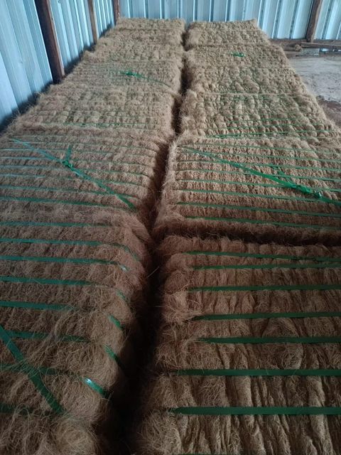 Coconut Coir Fibers Packaging Bale Max. Moisture (%) - Image 4