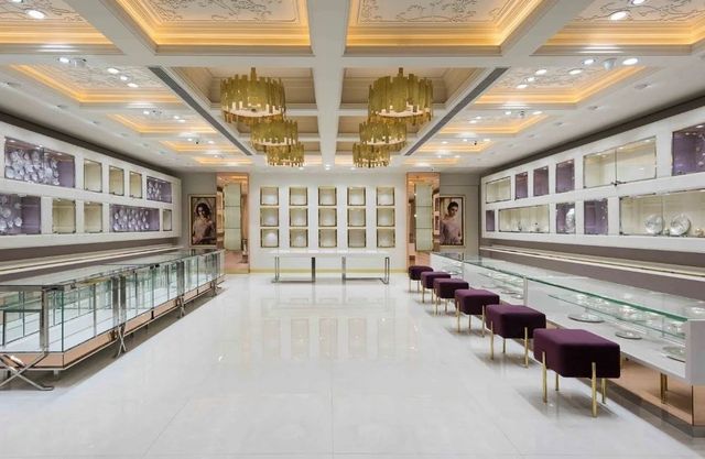 Jewellery Shop Interior Design Service Customer Experience Comfortable And Refined Lighting Type Led Spotlights And Accent - Image 1