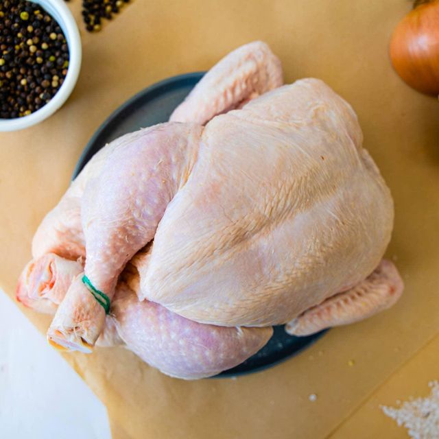 Premium High Quality Frozen Chicken Whole or Cut Parts Farm Raised Fresh and Safe for Restaurants and Retail - Image 5
