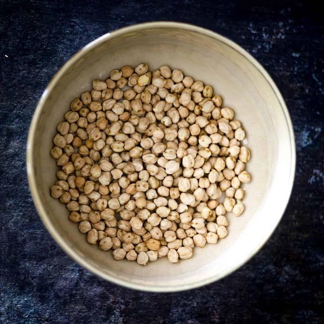 Export Quality Chickpeas Carefully Selected Uniform Size Rich Protein Content For Wholesale Supply And Retail Packaging - Image 1