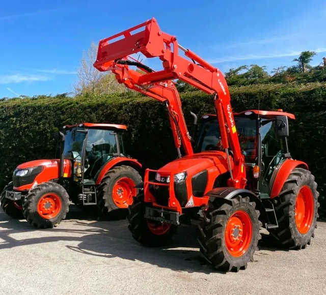 Used Kubota 80HP 4WD Wheeled Tractor – Premium Agricultural Equipment Wholesale Supply 🚜🌾 - Image 3