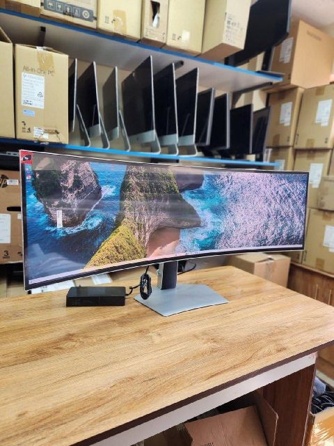 Wholesale Odyssey Ark Smart Gaming Monitor Supply - Image 1