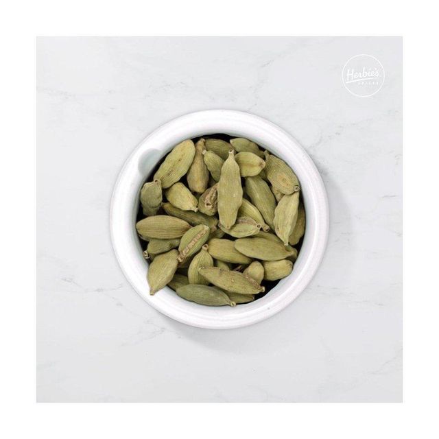 natural green elaichi cardamom pods for digestion immunity weight loss herbal tea baking desserts cooking with high essential oil content antioxidant properties and health benefits - Image 3