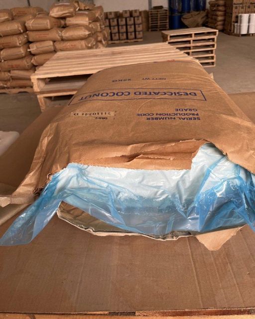 Desiccated Coconut High Fat Fine Grade - Image 4