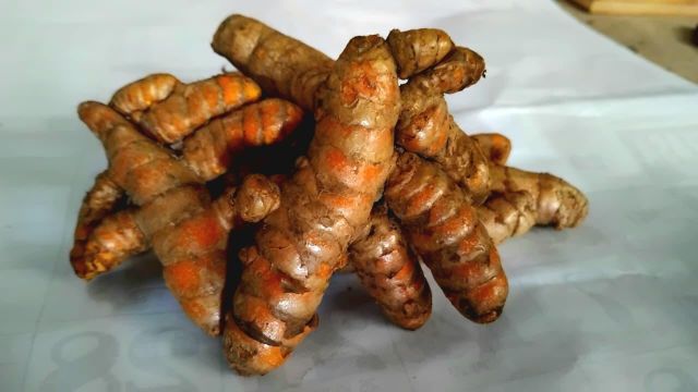 RAW TURMERIC - Image 1