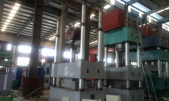 Metal Stretching Deep Drawing 4 Column Hydraulic Pressing Machine 400 Ton Hydraulic Press - Image 2