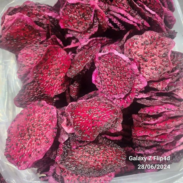 Premium Soft Dried Dragon Fruit Vietnam Manufacturer Bulk Supply - Image 3