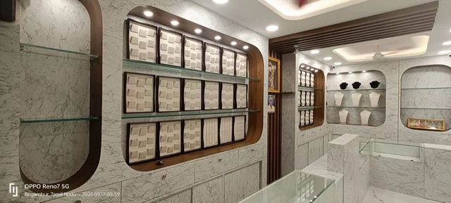 Jewellery Shops Interiors - Image 4