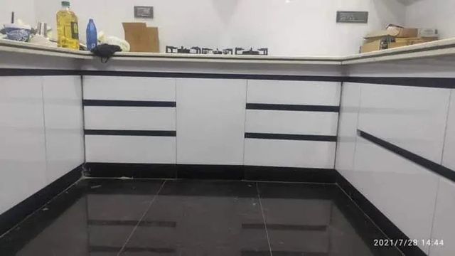 L-Shape Wooden Modular Kitchen Material Wooden Kitchen Design - Image 1