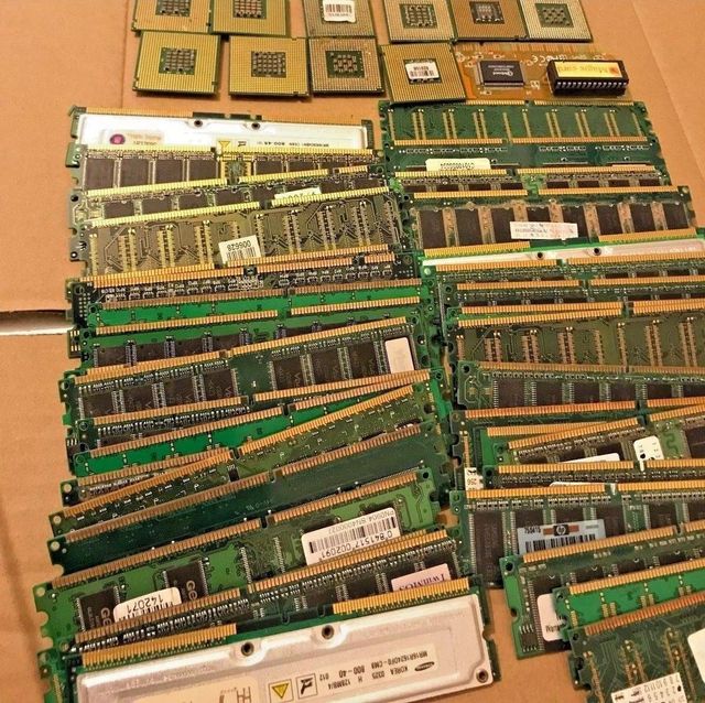 Cheap Trimmed Gold Ram Finger Scrap For Gold Recovery/Quality CPU gold fingers Ceramic CPU Scrap and Computer Ram Scrap - Image 1