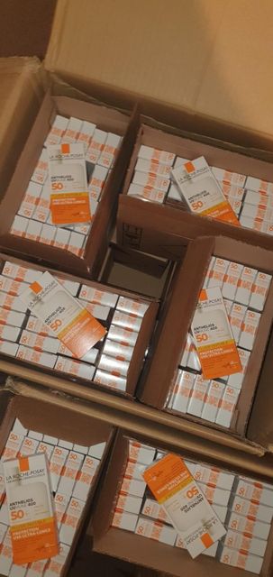 La Roche-Posay Anthelios UVMune 400 Invisible Fluid SPF50+ 50ml - Image 3