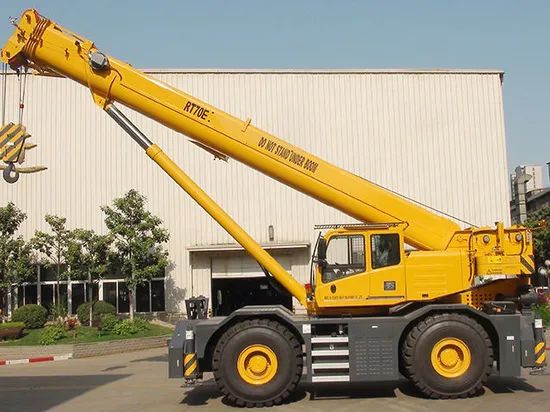 70 Ton Capacity Rough Terrain Crane Xcr70 with Spare Parts - Image 3
