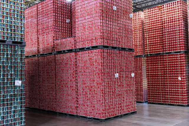 For Classic Low-Fat Halal Certified 320ml Can Carbonated Drinks Fruity Soda Bulk Order Popular in Malaysia - Image 2