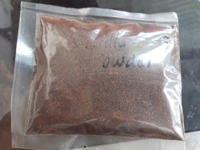 Vanilla beans and derivative such as vanilla extract, vanilla paste, vanilla caviar, vanilla seed, vanilla powder - Image 4