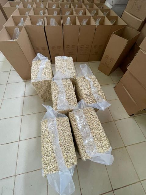 Processed cashews nut - Image 1