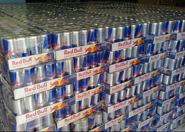 Wholesale ORIGINAL Red Bull white edition 250 ml Energy Drink Red Bull white edition 250 ml Energy Drink / Redbull – product photo 5, product detail gallery