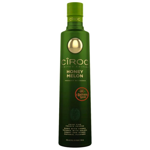 Discover Ciroc Vodka Luxury Drink Choice Featuring Refined Flavor Rich Aroma And Stylish Presentation - Image 4