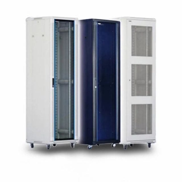 Plain Server Rack Cabinets, Size: 2feet Size 2feet Material SS Usage For server Network Type 27U Design Type Plain Usage/Application Server - Image 1