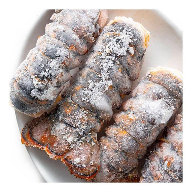 High value frozen lobster tails arranged for consistent trade supply - Image 3
