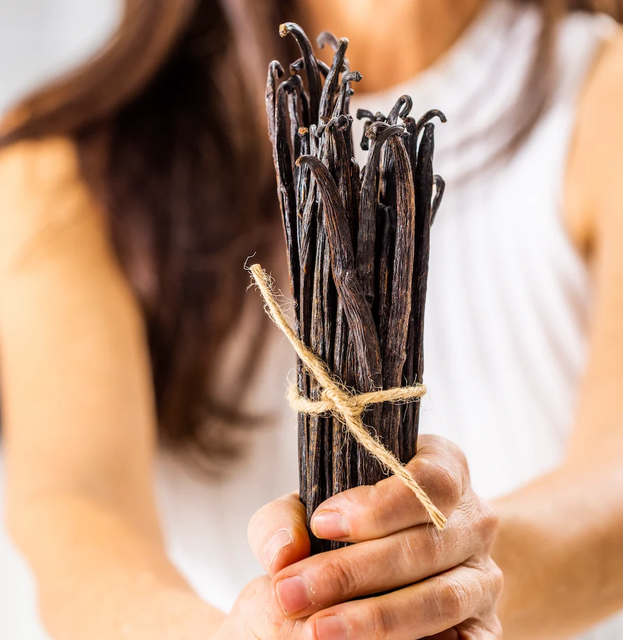High Quality Dried Vanilla Beans for Large Scale Importers and Gourmet Food Producers - Image 5