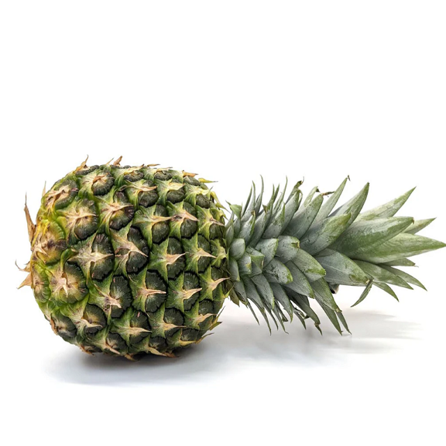 Wholesale Premium Fresh Pineapple Sweet Juicy Tropical Fruit Direct Farm Supply For Hotels Restaurants Food Service - Image 1