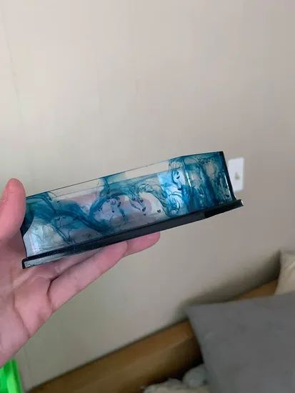 Epoxy Resin Solid Color Pigments in Liquid - Image 3