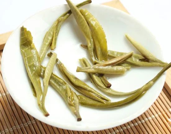 Jasmine Tea Big White Needle Origin China Packaging Bags Type Green Tea HS Code 0902201000 Model NO. LHJT2004 Trademark natpurecha - Image 5