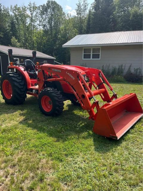 Premium Kubota MX5200 Tractor Powerful Diesel Utility Machine With Reliable Engine Performance For Farm - Image 4