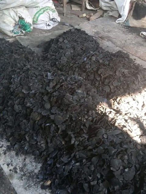 coconut shell charcoal - Image 1